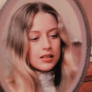 Meet your Posher, Lee